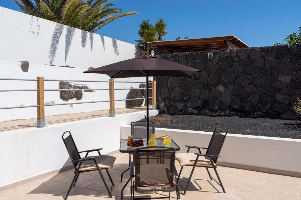 Апартаменты Casa Monicha Коста-Тегисе Экстерьер фото