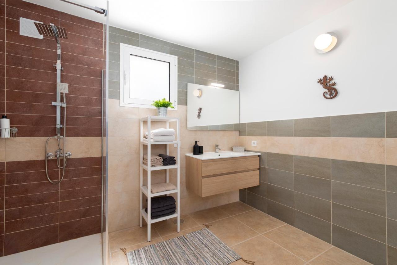 Апартаменты Casa Monicha Коста-Тегисе Экстерьер фото