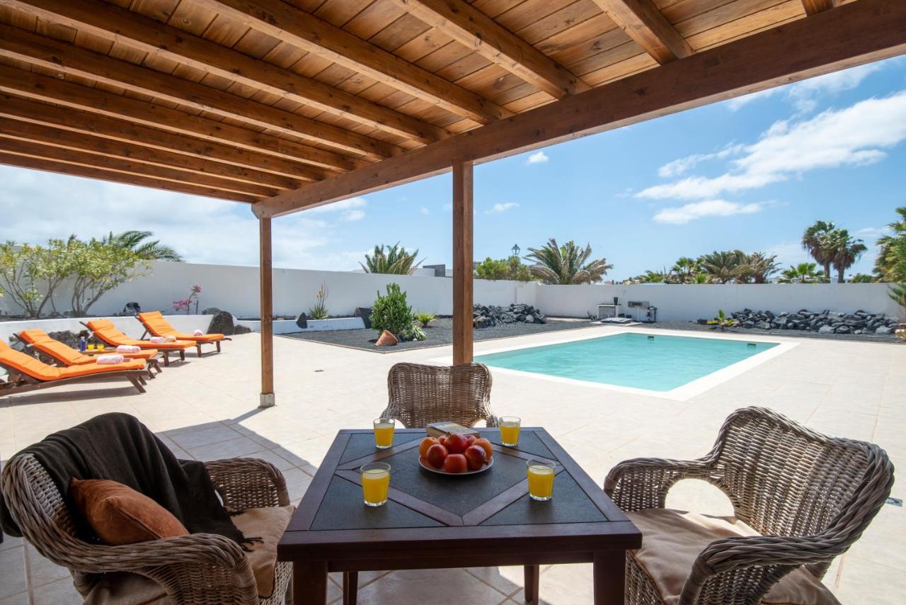 Апартаменты Casa Monicha Коста-Тегисе Экстерьер фото